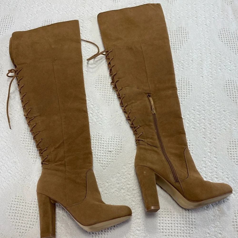 Over the Knee Boots (7.5)